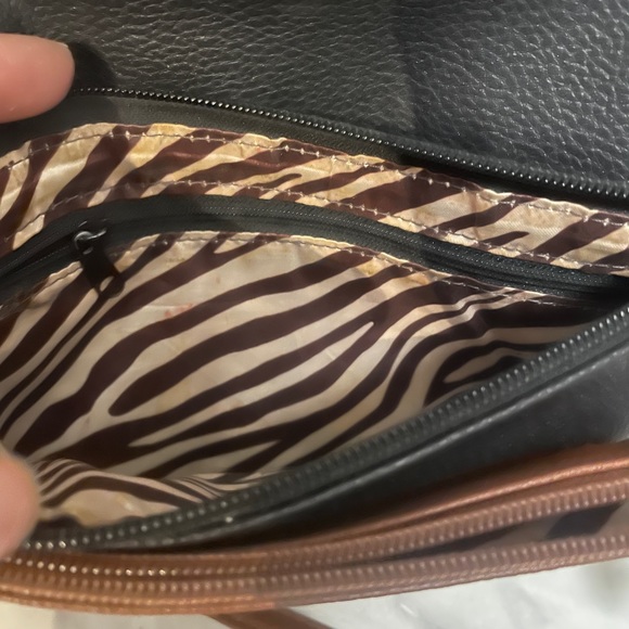 SOLD Dana Buchman Crossbody Bag - Picture 9 of 11